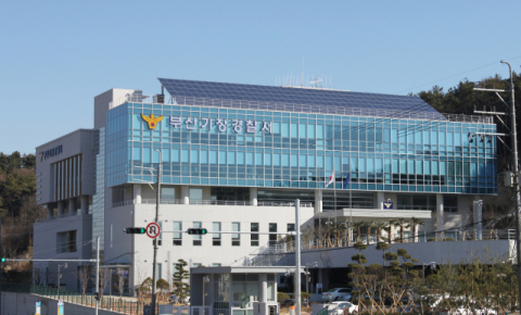 기장군 편의점서 종업원 위협해 현금 가로챈 50대, 5시간 만에 검거