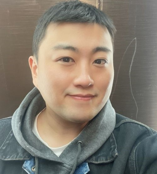 김호중이 훈련소 입소 전 짧은 머리를 공개했다. 사진은 김호중 공식 팬카페