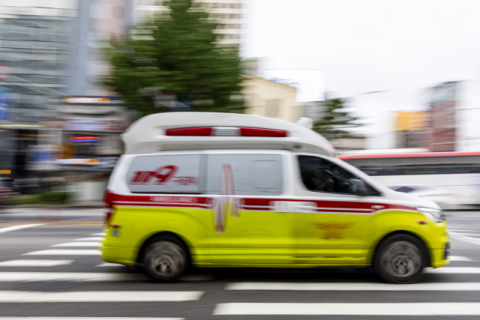 울산서 덤프트럭 넘어져 1명 부상···정체 극심