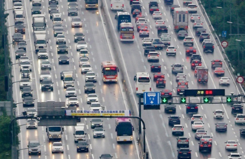 설 고향가는날 16일 오전 가장 선호…“여행간다” 31.4% 달해