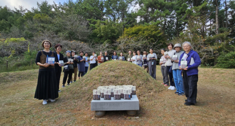 [데스크 칼럼] 작가와 독자 사이