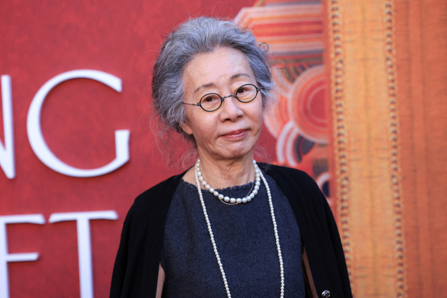 지난 14일 미국 로스앤젤레스에서 열린 '결혼 피로연' 시사회에 참석한 윤여정. 로이터 연합뉴스.