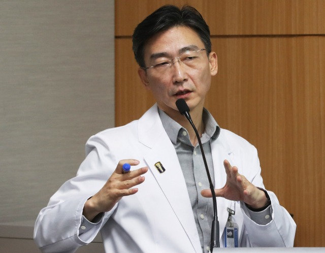 이국종 국군대전병원장. 연합뉴스