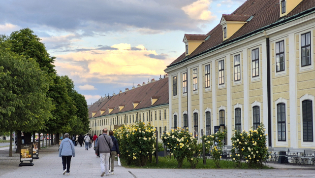 모차르트가 살리에리와 음악 대결을 벌였던 쇤브룬궁전 오랑제리. 지금은 연주회 장소로 활용된다. 남태우 기자