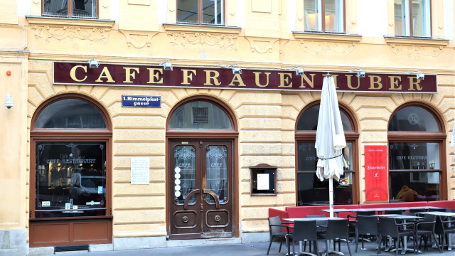 모차르트가 마지막 공개 연주회에서 피아노협주곡 27번을 연주했던 카페 프라우엔후버 전경. 남태우 기자