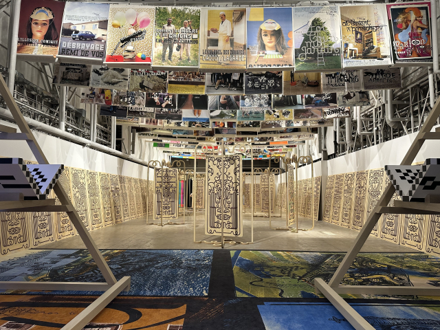 크리에이터 듀오 M/M(Paris)의 '사랑/마법MABEOB M/MAGIE’ 설치 전경. 김은영 기자