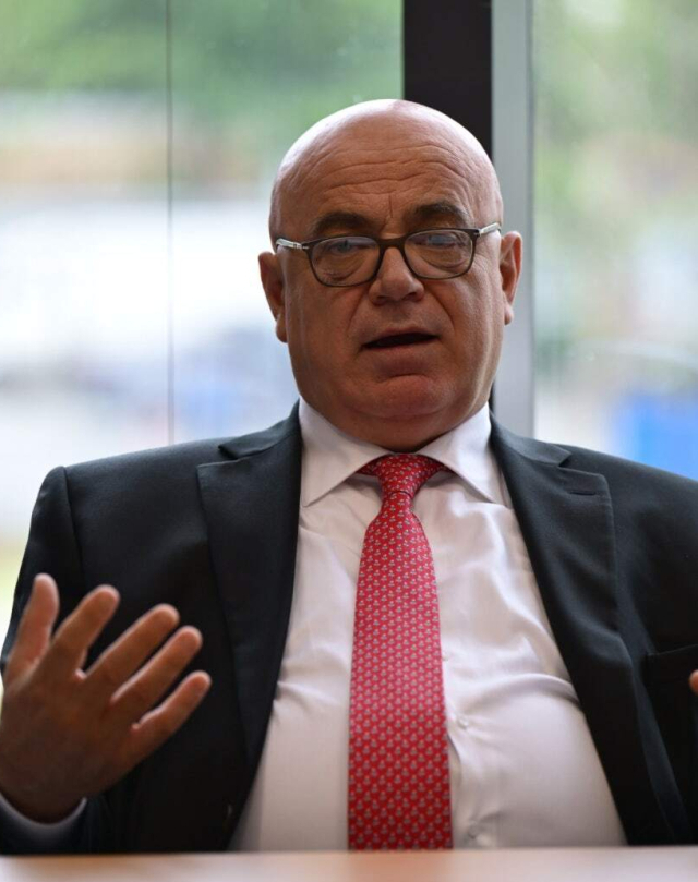 부산콘서트홀 개관을 맞아 부산을 찾은 이탈리아 ‘라 스칼라’의 포르투나토 오르톰비나 극장장이 지난 21일 부산콘서트홀에서 한국 취재진과 만나고 있다. 부산콘서트홀 제공