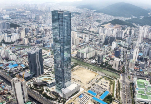 한국남부발전 본사 및 주택도시보증공사(HUG) 본사 등이 입주한 부산국제금융센터(BIFC) 전경. 남부발전 제공