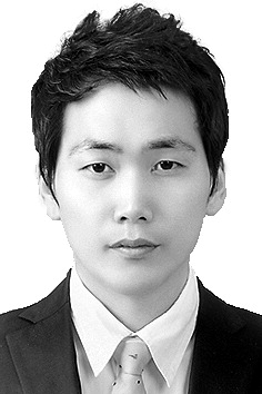 [노트북 단상] 녹조라떼에 잠긴 세계유산, 언제까지 방치할 건가