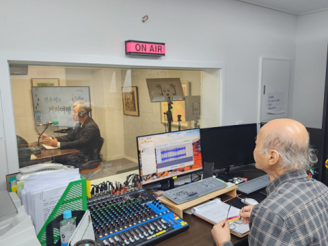 “내 이야기가 라디오에”…공동체 라디오 ‘연제FM’