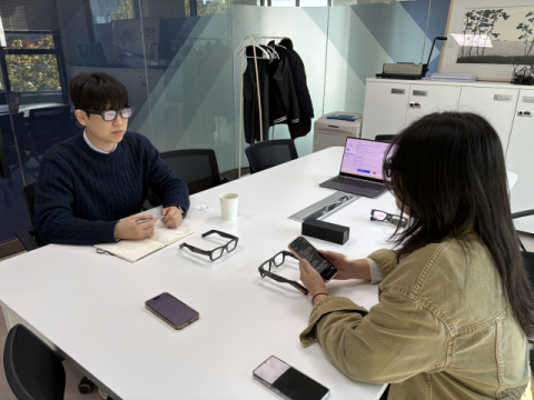 [사설] 부산대 AI 통번역 안경… 지역 대학 혁신 시도 주목한다