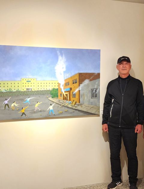 옥상열 씨는 남포 파출소에 돌을 던지고 방화한 범인으로 몰려 억울한 옥살이를 했다.