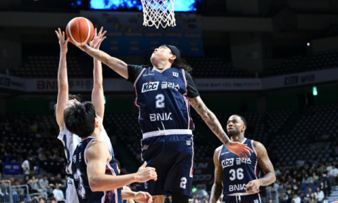 4위 처진 부산 KCC, 송교창·최준용 이탈 어떻게 메우나