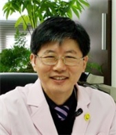 남포고운피부과 이흥렬 원장, (재)중구장학회 장학기금 기탁