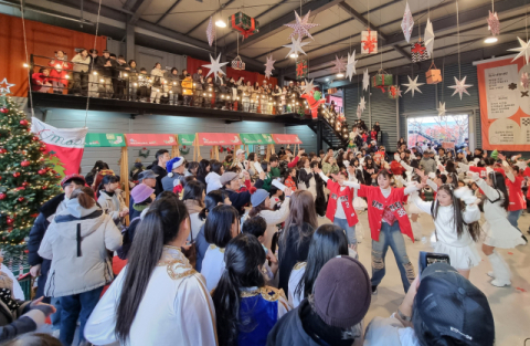 “레트로 감성에 크리스마스를 더하다”... 부산 북구 금곡동, ‘AZ-MZ 세대공감 페스티벌’ 성료