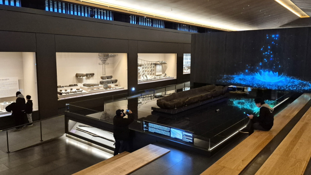 지난 10월 재개관한 경북 경주시 국립경주박물관 월지관 내부 전경. 남태우 기자