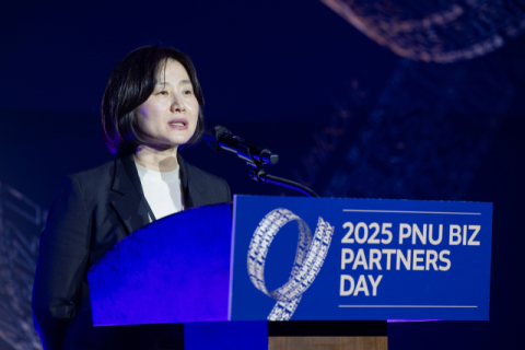 강정은 산학협력단장