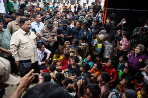 인도네시아 홍수 사망자 1000명 육박… 미국도 수만 명 대피