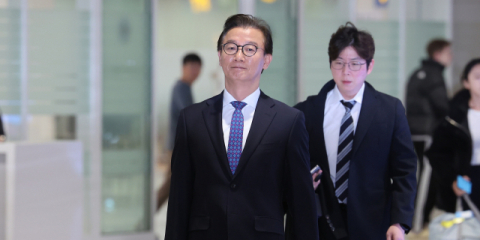 시장 선거 코앞인데… 대안 못 찾는 부산 민주당, 전재수 카드 드나 [부산 지방선거 격랑]