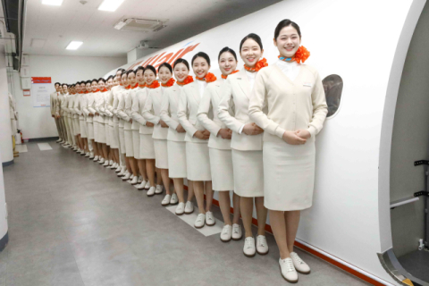 제주항공, 객실승무원 스니커즈 근무화 도입
