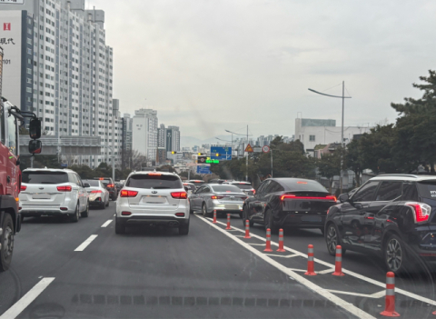 출근 시간 9분대 주파했지만… 진출입로 극심한 혼잡 현실로