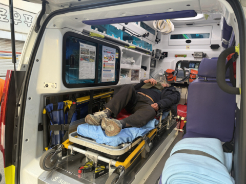 설 연휴 거리서 쓰러진 80대… 부산 경찰 기지로 위기 넘겨