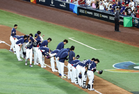 세계의 벽은 높았다…WBC 한국, 도미니카에 0-10 콜드패