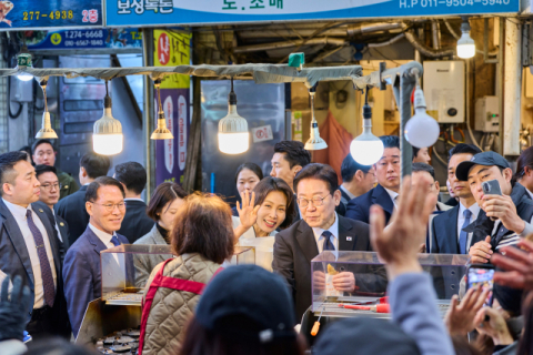 여권 내 노선 갈등… 이 대통령 조율 나서