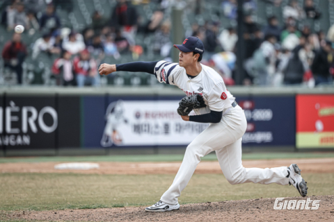 160km 직구·신인 패기, 롯데 승리 지킨다