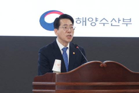 “해양수도권 육성으로 5극3특 실현하겠다”... 황종우 신임 해수부 장관 취임