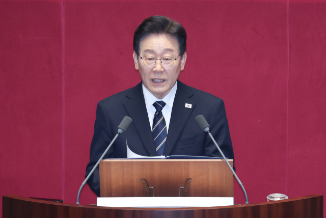 이재명 대통령이 2일 국회에서 추가경정예산안 시정연설을 하고 있다. 연합뉴스