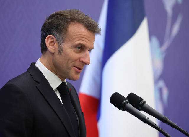 에마뉘엘 마크롱 프랑스 대통령이 3일 청와대에서 열린 이재명 대통령 주최 국빈 방한 환영 오찬에서 답사하고 있다. 연합뉴스