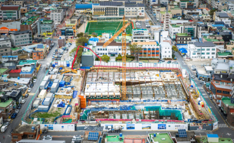 남해군 청사 신축 15%…지역 경제 활기 돈다