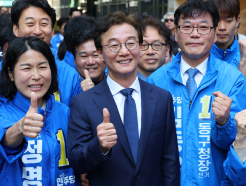 '與 후보 확정' 전재수 