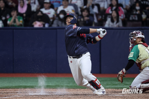 '위닝 시리즈'로 연패 분위기 끊어낸 롯데, 타선 침묵은 숙제