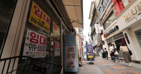 “더는 못 버텨” 부산 자영업자 8만 명 눈물의 철수