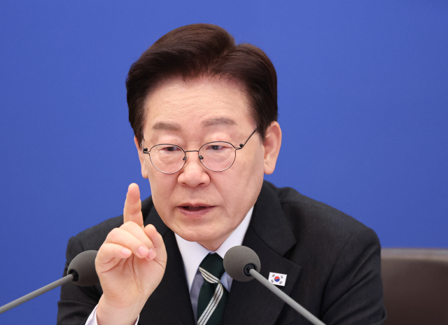 이재명 대통령이 28일 청와대에서 열린 국무회의 겸 비상경제점검회의에서 발언하고 있다. 연합뉴스