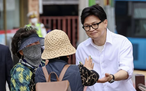 한동훈 “국힘 당권파, 민주당 아니라 나와 싸우려 해…반드시 승리할 것”