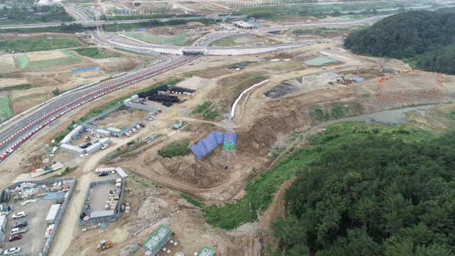 양산 제2특수학교 예정지. 오른쪽 빨간 점섬 부분이 학교 예정지인 자족시설 부지이다. 양산시 제공