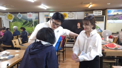 한동훈 아내 진은정 변호사도 북구 전입신고…동반 선거 유세
