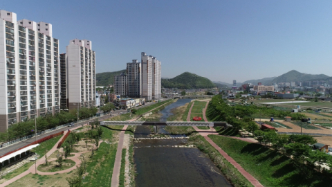 양산 회야강 산책로 두 배로 넓어진다.…이용자 편의 향상