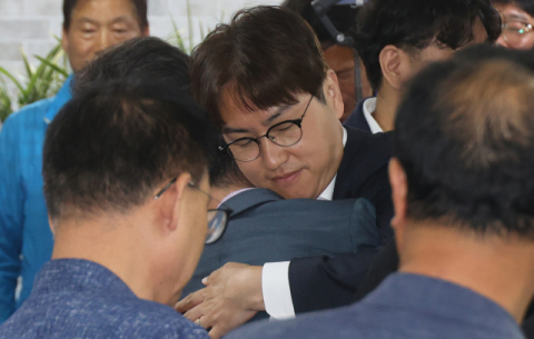 “북구와 부산 위해 헌신”… 하정우, 북갑 지역위원장 맡을까