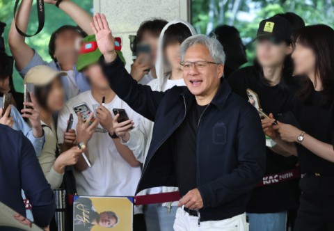 젠슨 황 “한국 위한 깜짝 선물 준비”