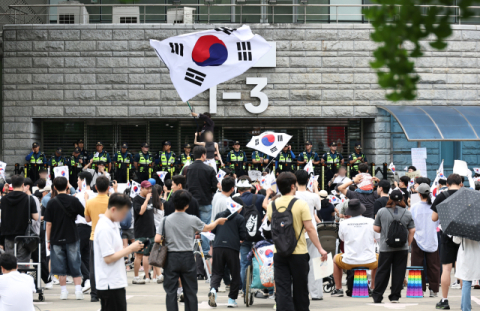 부산도 투표 용지 부족 8곳… 후폭풍 확산