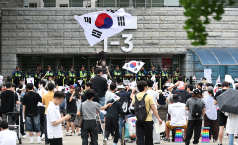 부산도 투표 용지 부족 8곳… 후폭풍 확산