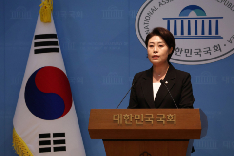 서지영 “사직구장은 부산 야구 자부심…재건축 중단 안 돼”