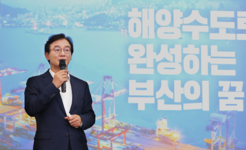 [영상] 전재수 당선인 “북항 돔구장 사업, HUG도 참여”