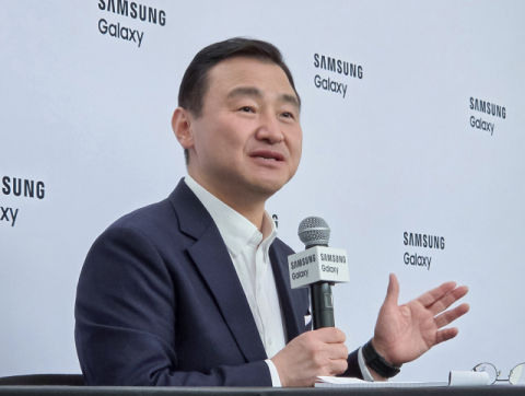 “갤럭시 Z8 시리즈가 폴더블의 새로운 기준이 될 겁니다.” 