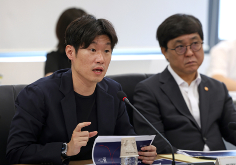 감독 없는 한국 축구, 10월 베네수엘라·우즈벡과 평가전