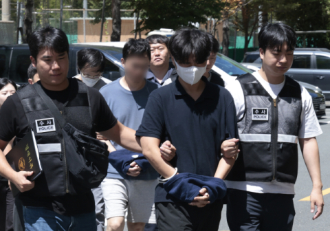국내 송환된 카자흐스탄 거점 스캠 조직원, 도주 우려로 4명 구속